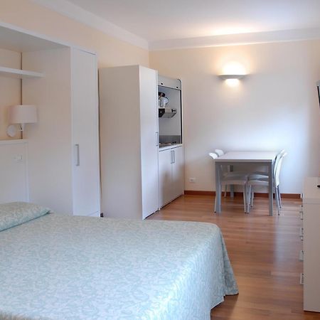 Rex Hotel Residence Генуа Екстериор снимка